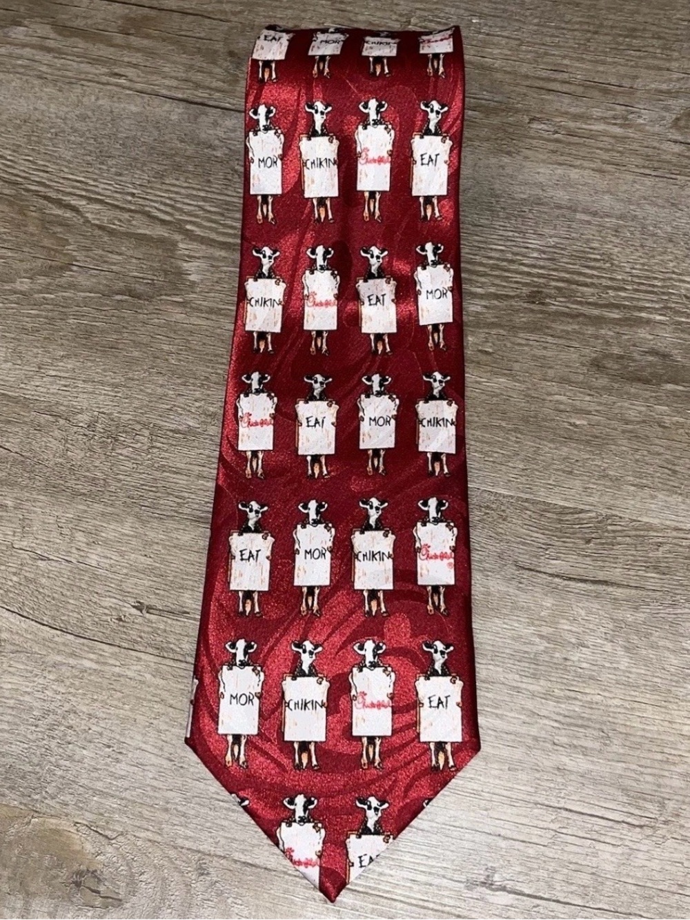 Chick-fil-A Red Novelty 'Eat Mor Chikin' Men's Tie